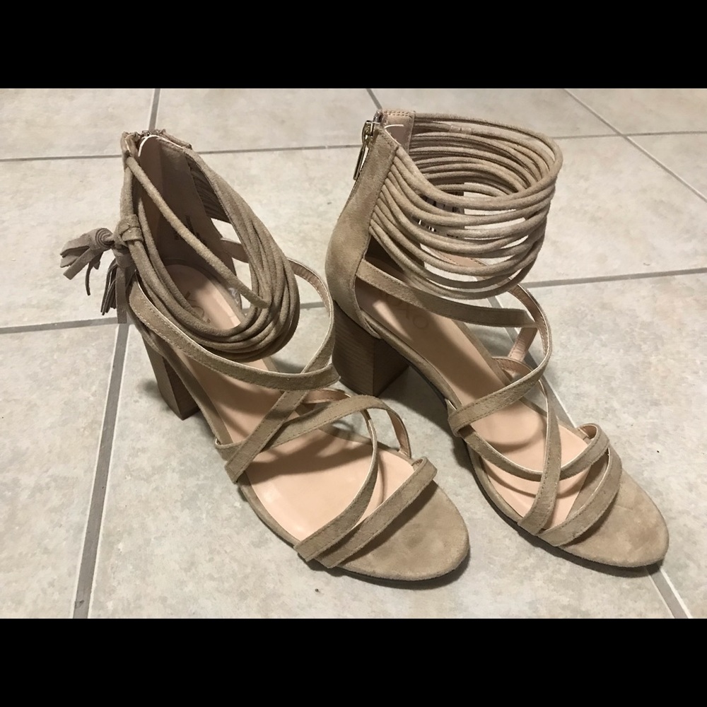 XoXo Strap up Heels